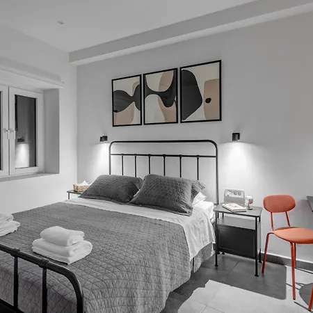 Juno Apartment *